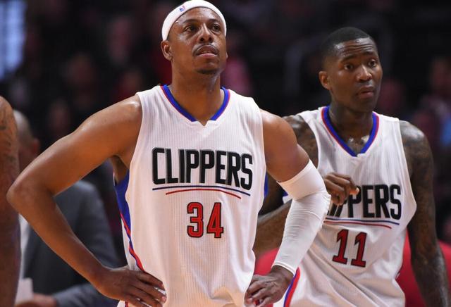 社交媒體上 社交媒體上