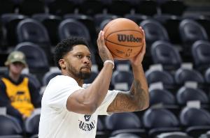 他用一记 他用一记