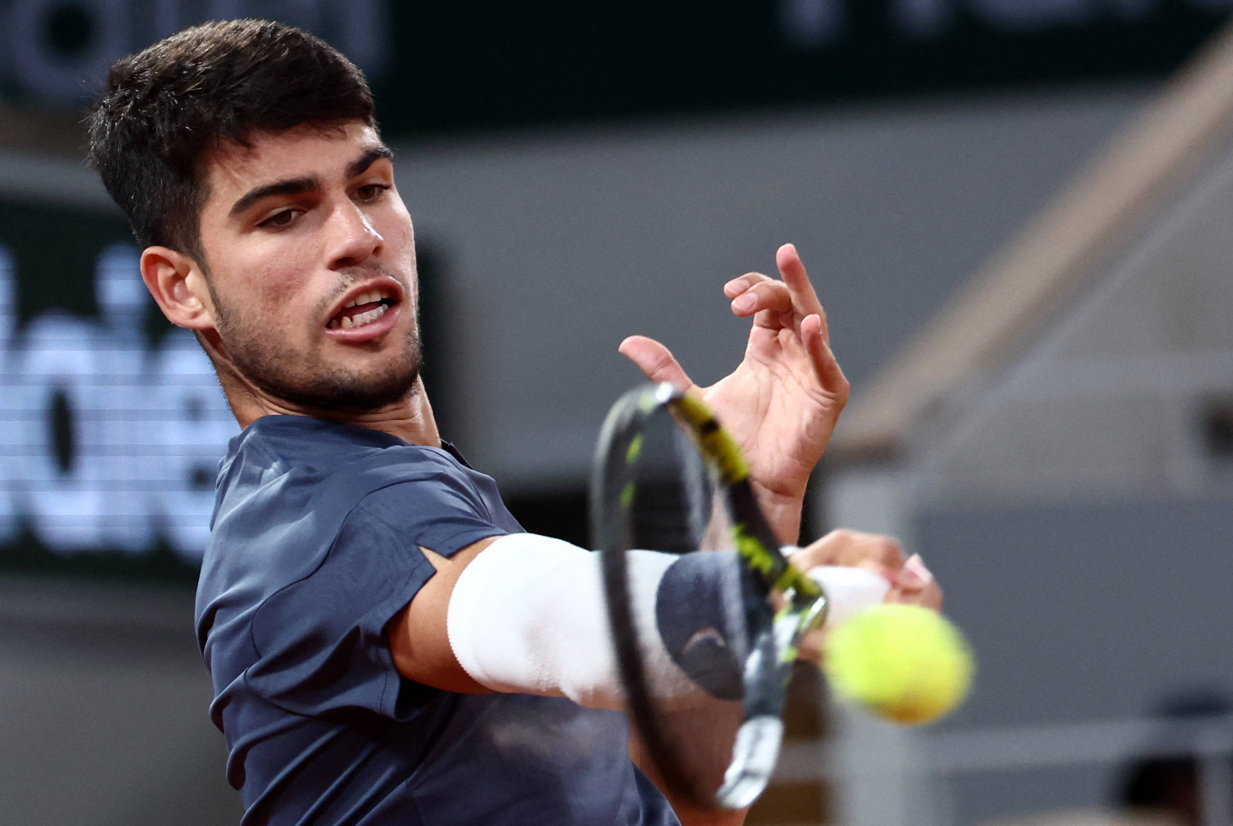 绝篮球到成 绝篮球到成