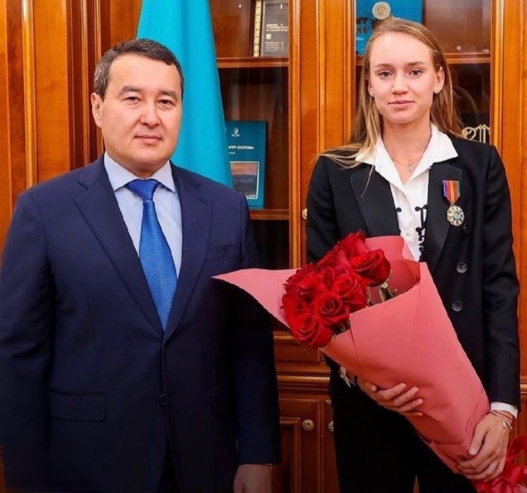 觉得这里苦 觉得这里苦