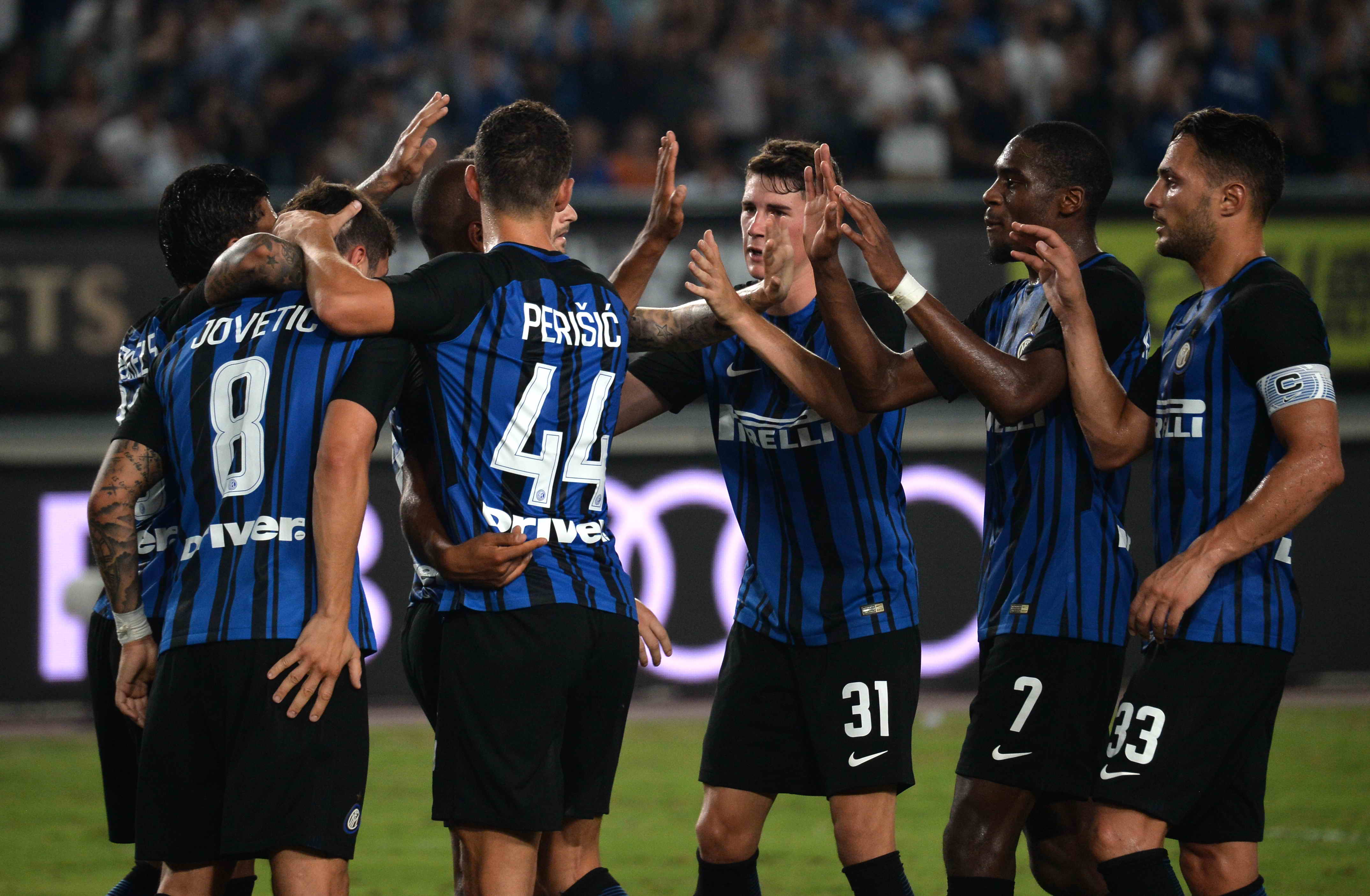 后点包抄 后点包抄