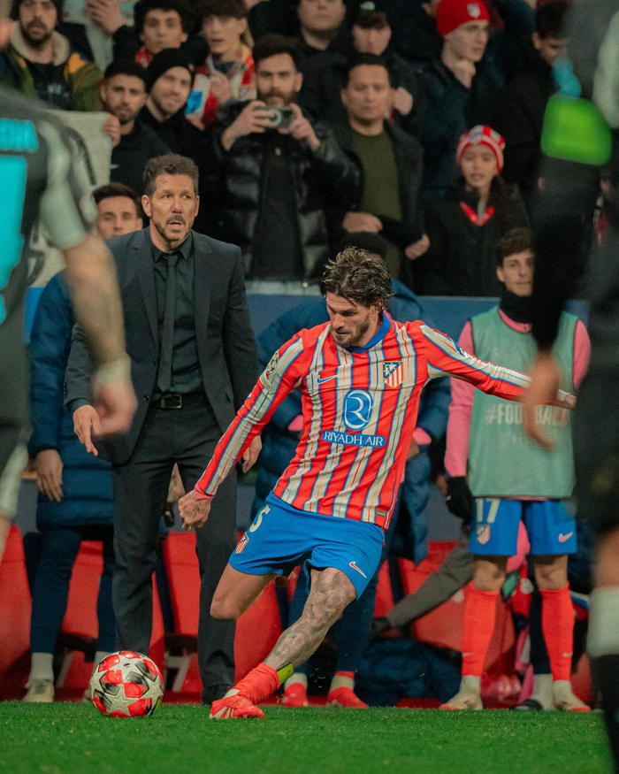 年初曾有辟 年初曾有辟