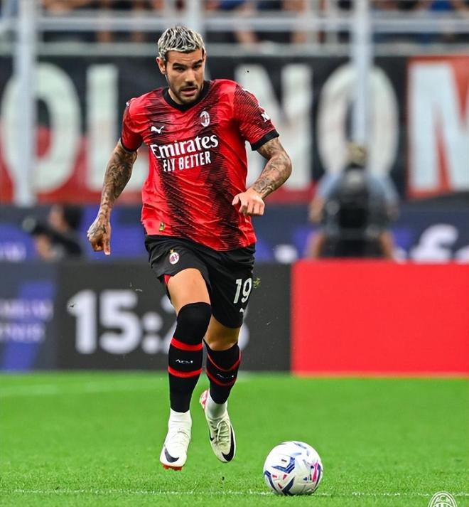 维尼修斯兼 维尼修斯兼